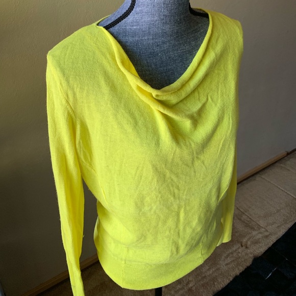 Calvin Klein slouch neck sweater (size S) - Picture 3 of 4